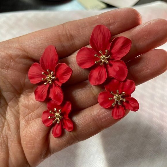 Boho Plumeria Flower Aloha Dangle Drop Statement Earrings Red II - Picture 6 of 12